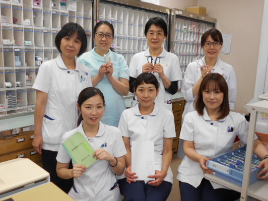 薬剤科集合写真.JPG